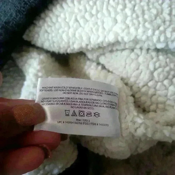 Orvis Mens Dark Gray and Black Sherpa Lined 1/4 Zip Sweater  M - Picture 13 of 16